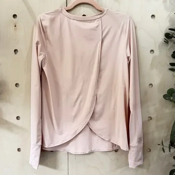 ATHLETA Sunlover UPF Top Size Small Tulip Back Active Workout Top Light Pink - Picture 7 of 14